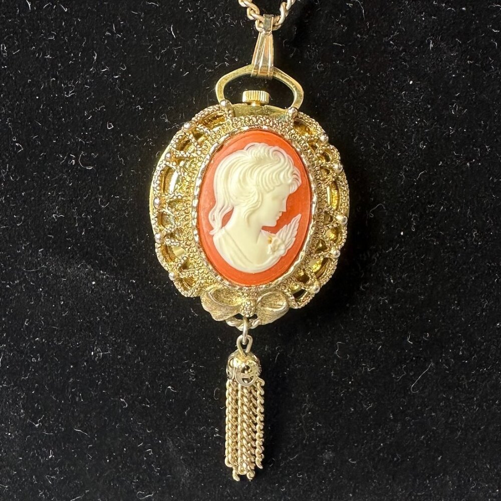 Vintage Lady Whitney Cameo Watch Pendant Necklace